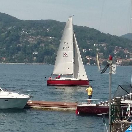 B&B Bosco Fiorito Malgesso ภายนอก รูปภาพ
