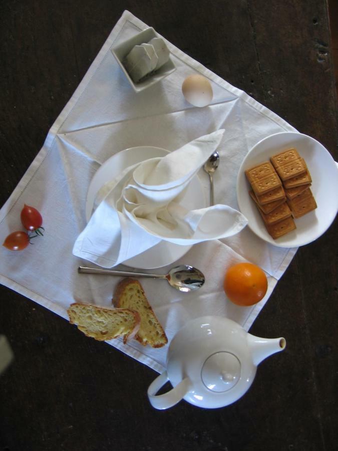 B&B Bosco Fiorito Malgesso ภายนอก รูปภาพ